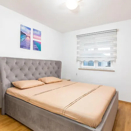 Four-bedroom In * Fažana