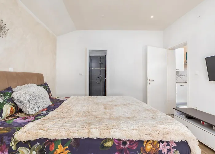 Feriehus Four-bedroom In Fažana