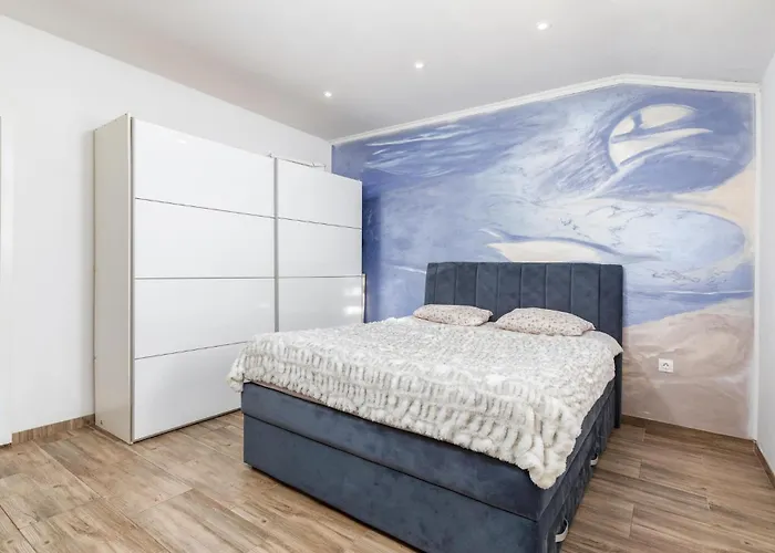 Feriehus Four-bedroom In Fažana
